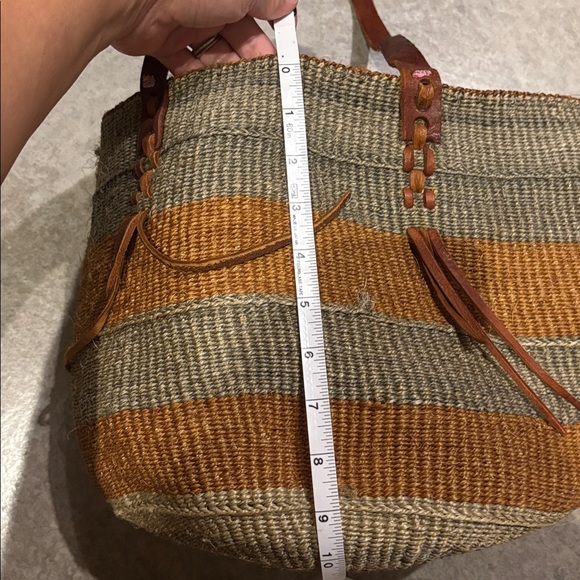 Handwoven Sisal Multicolor Tote Bag - Picture 9 of 11